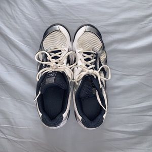 Women’s Mizuno Volleyball Wave Bolt 5 Shoes